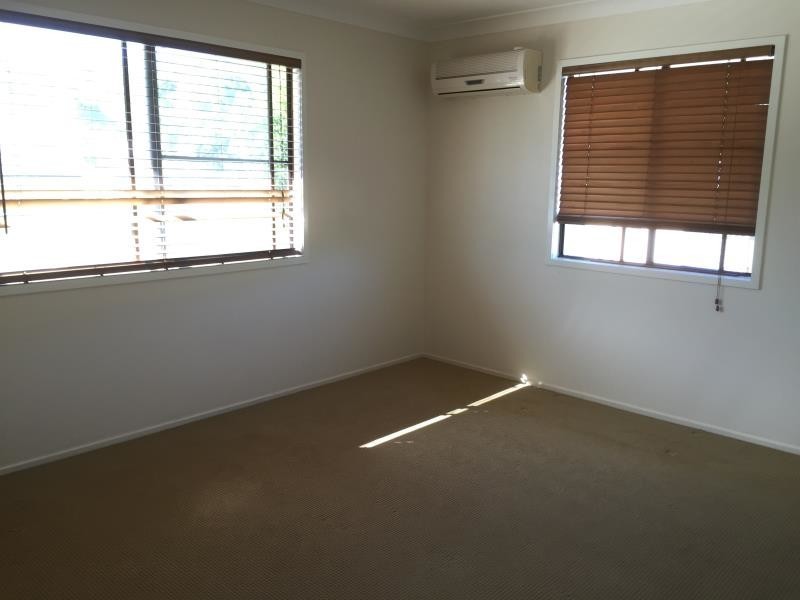 300 Bloxsom Street, Koongal QLD 4701